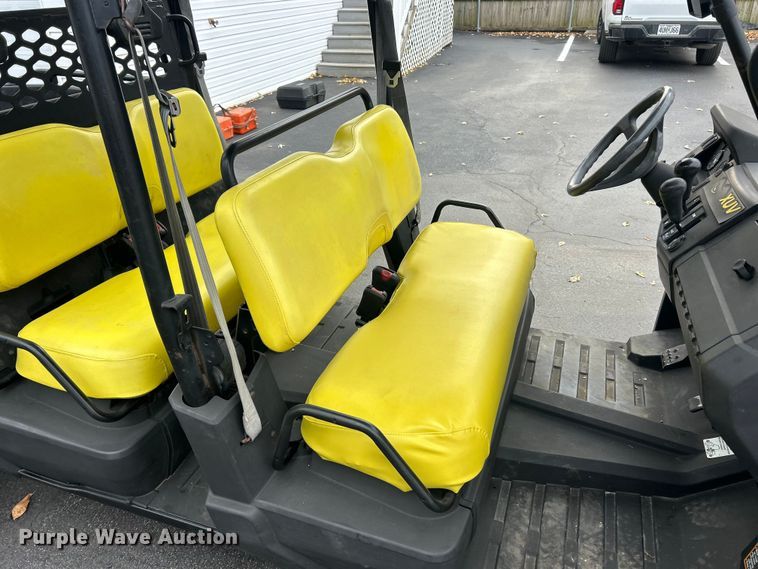 image for item ET6635 2012 John Deere XUV 550 utility vehicle