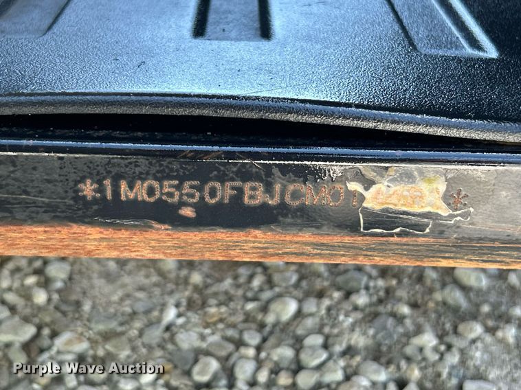 image for item ET6635 2012 John Deere XUV 550 utility vehicle