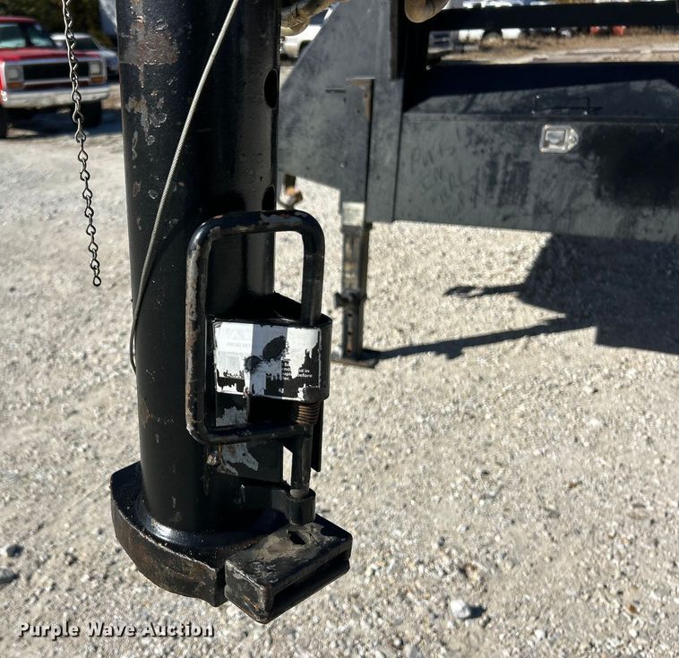 image for item ET6637 2022 Sure Trac ST102355LPDO2A-GN-2 equipment trailer