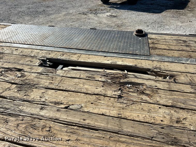 image for item ET6637 2022 Sure Trac ST102355LPDO2A-GN-2 equipment trailer