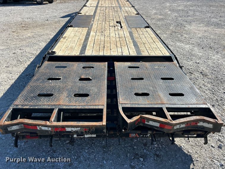 image for item ET6637 2022 Sure Trac ST102355LPDO2A-GN-2 equipment trailer