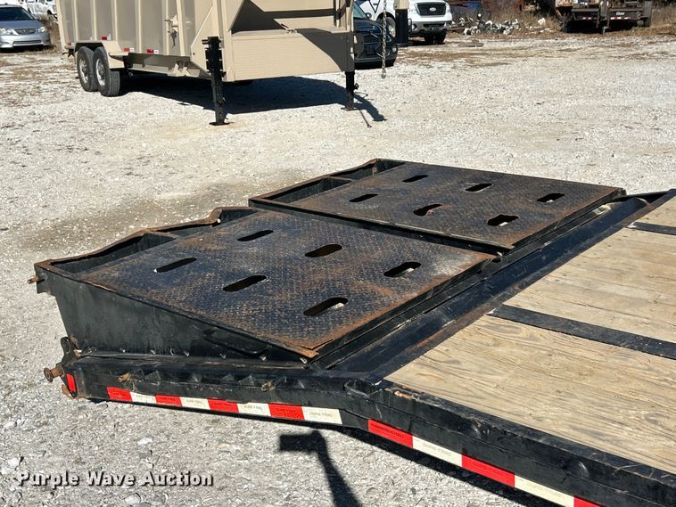 image for item ET6637 2022 Sure Trac ST102355LPDO2A-GN-2 equipment trailer