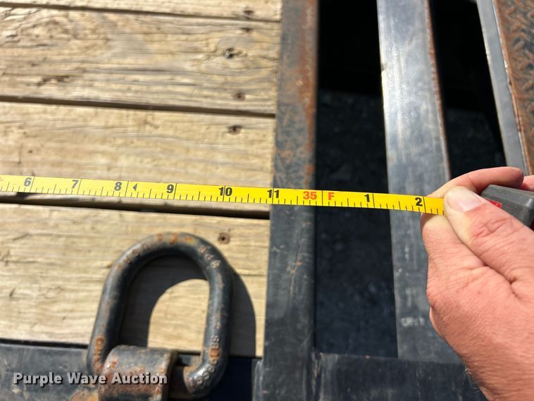 image for item ET6637 2022 Sure Trac ST102355LPDO2A-GN-2 equipment trailer