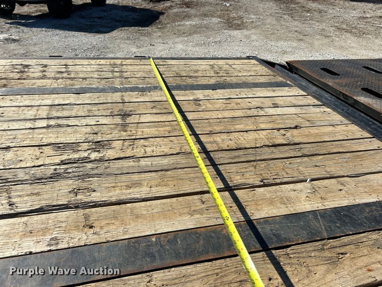 image for item ET6637 2022 Sure Trac ST102355LPDO2A-GN-2 equipment trailer