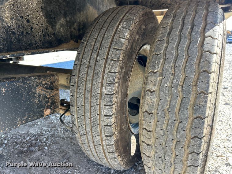 image for item ET6637 2022 Sure Trac ST102355LPDO2A-GN-2 equipment trailer