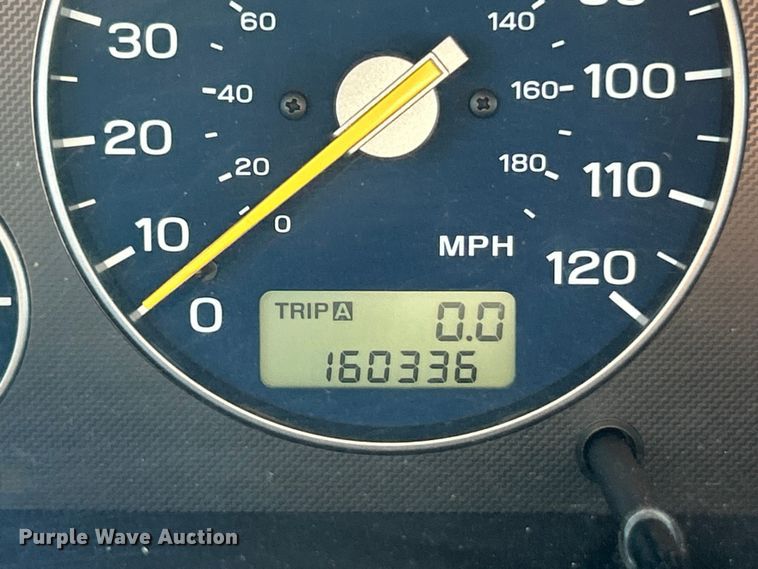 image for item ET6638 2003 Subaru Baja SUV