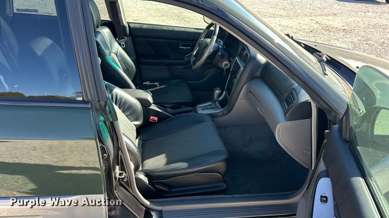 image for item ET6638 2003 Subaru Baja SUV