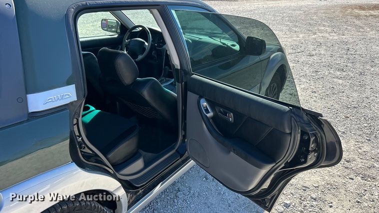 image for item ET6638 2003 Subaru Baja SUV