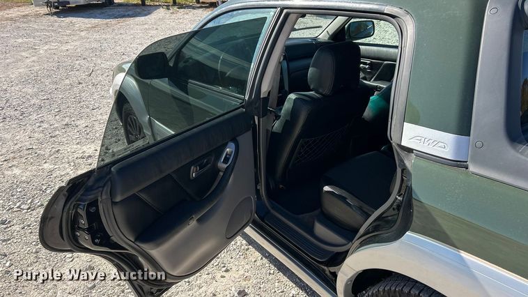 image for item ET6638 2003 Subaru Baja SUV