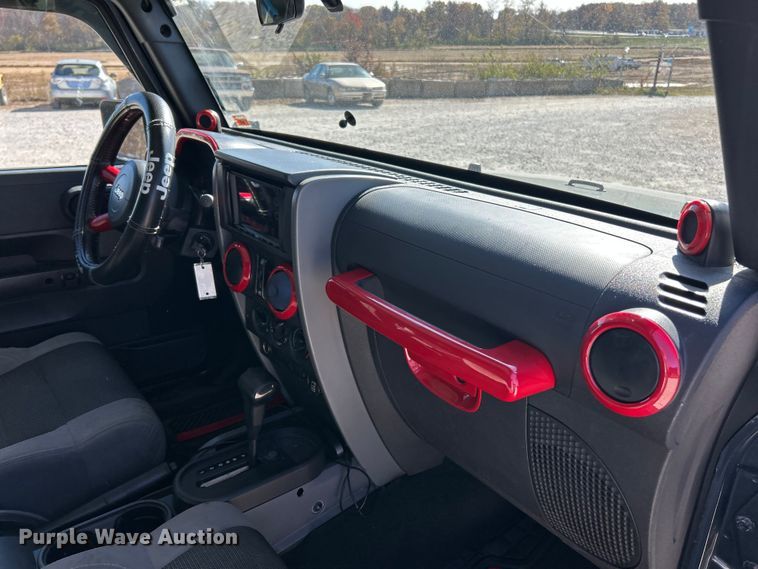 image for item ET6639 2007 Jeep Wrangler SUV