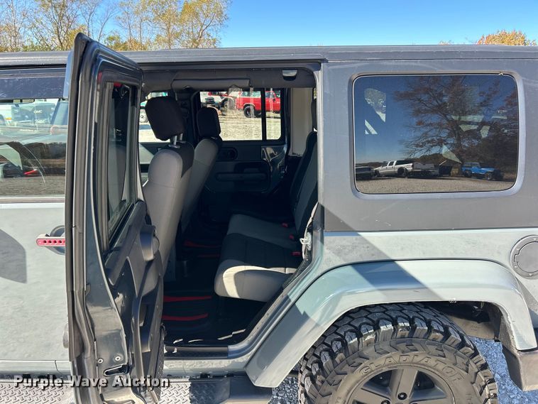 image for item ET6639 2007 Jeep Wrangler SUV