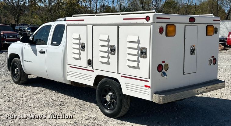 image for item ET6641 2009 Chevrolet Silverado 1500 animal control pickup truck
