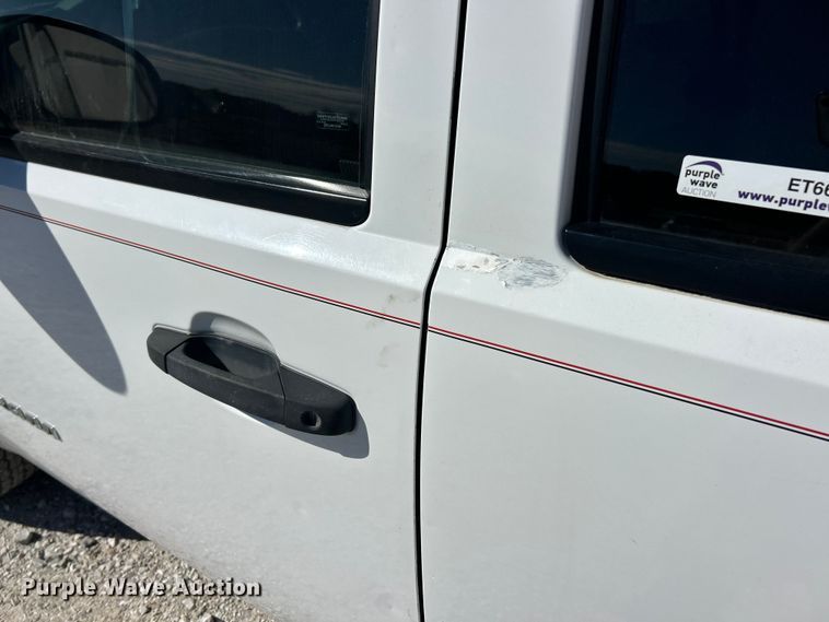 image for item ET6641 2009 Chevrolet Silverado 1500 animal control pickup truck