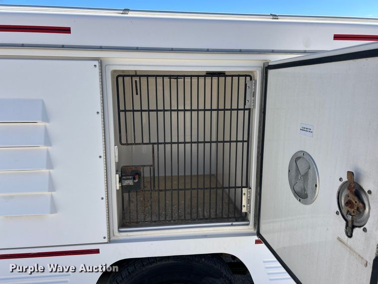 image for item ET6641 2009 Chevrolet Silverado 1500 animal control pickup truck