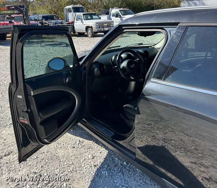 image for item ET6642 2014 Mini Cooper  Countryman 