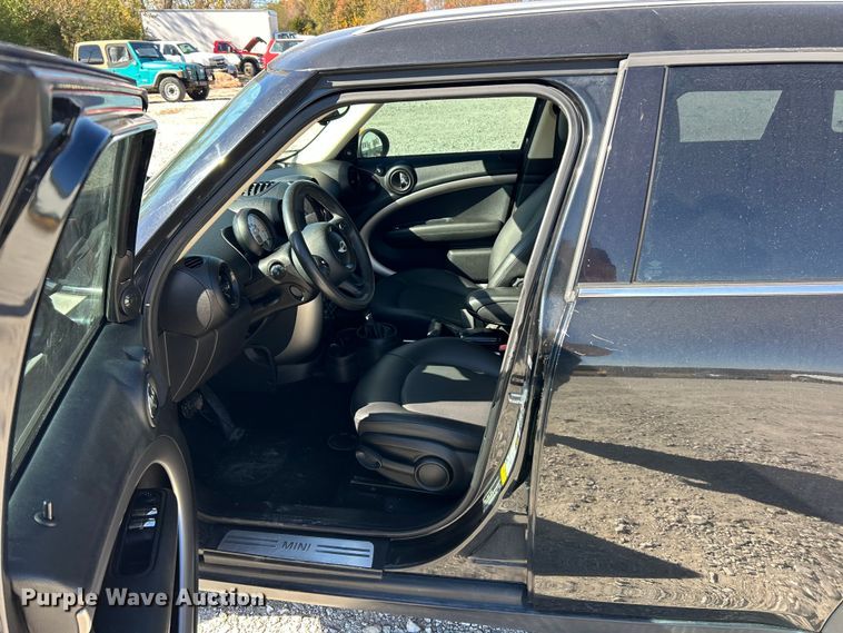 image for item ET6642 2014 Mini Cooper  Countryman 