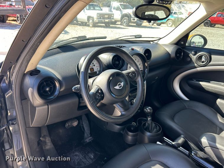 image for item ET6642 2014 Mini Cooper  Countryman 