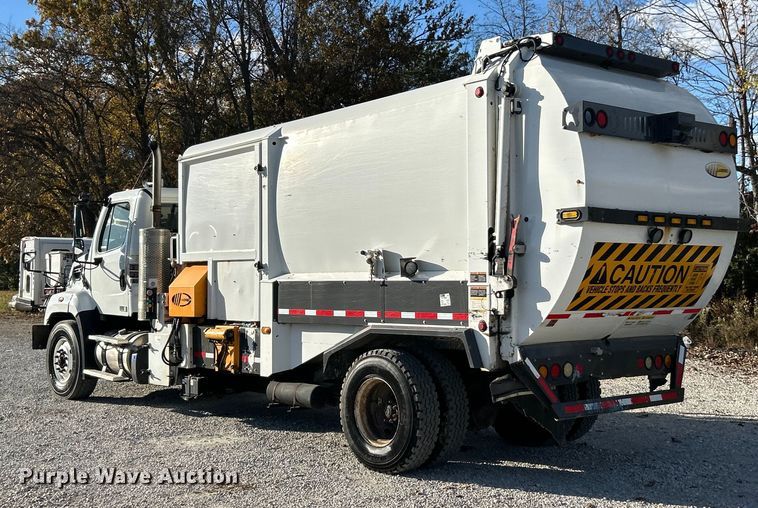 image for item ET6645 2014 Freightliner 108SD refuse truck