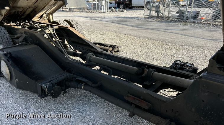 image for item ET6645 2014 Freightliner 108SD refuse truck