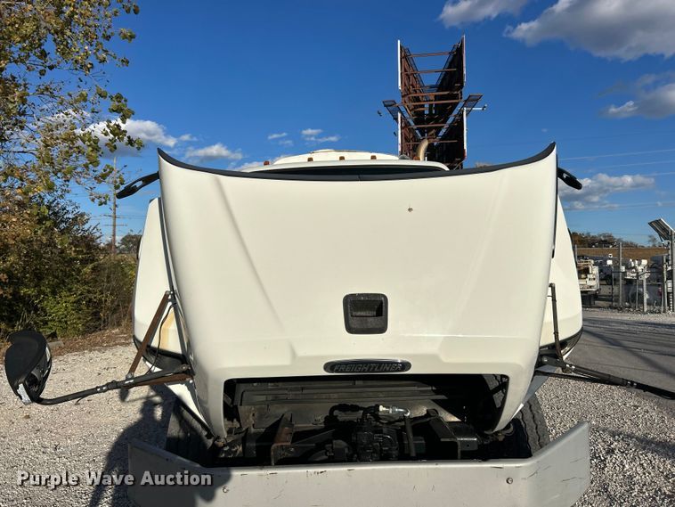 image for item ET6645 2014 Freightliner 108SD refuse truck