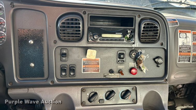 image for item ET6645 2014 Freightliner 108SD refuse truck