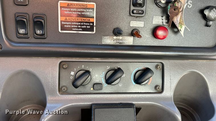 image for item ET6645 2014 Freightliner 108SD refuse truck