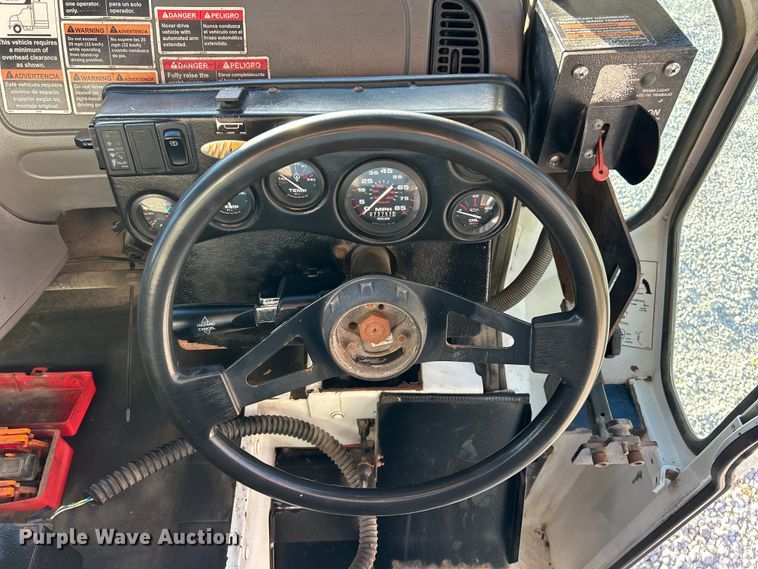 image for item ET6645 2014 Freightliner 108SD refuse truck