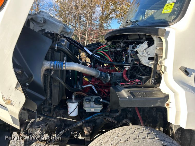 image for item ET6645 2014 Freightliner 108SD refuse truck