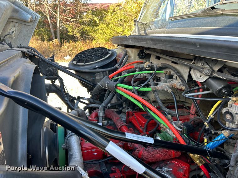 image for item ET6645 2014 Freightliner 108SD refuse truck