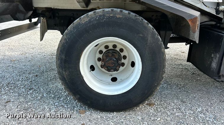 image for item ET6645 2014 Freightliner 108SD refuse truck