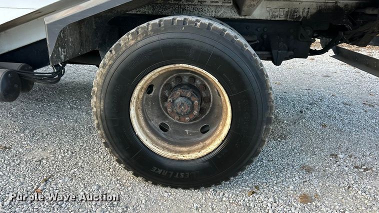 image for item ET6645 2014 Freightliner 108SD refuse truck