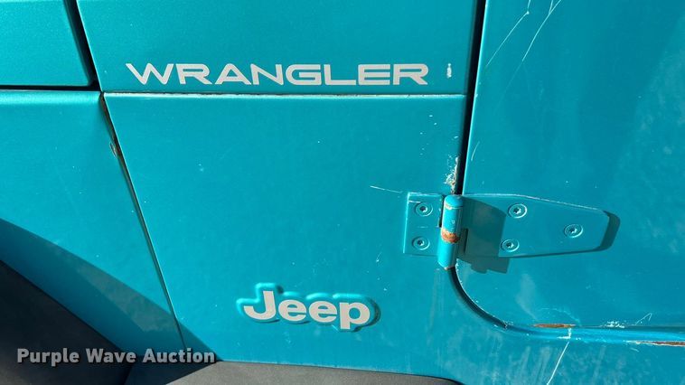 image for item ET6655 1997 Jeep Wrangler Sport SUV