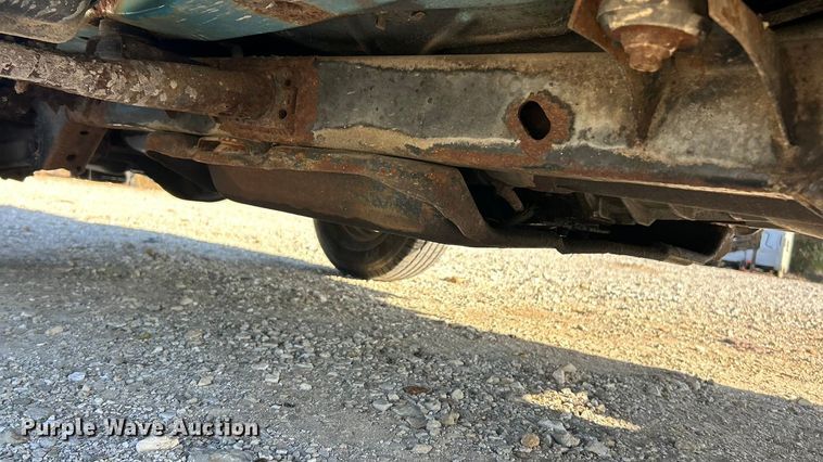 image for item ET6655 1997 Jeep Wrangler Sport SUV