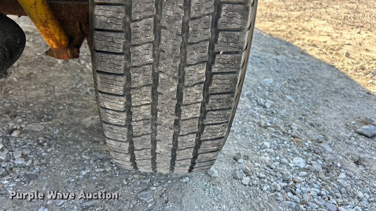 image for item ET6655 1997 Jeep Wrangler Sport SUV