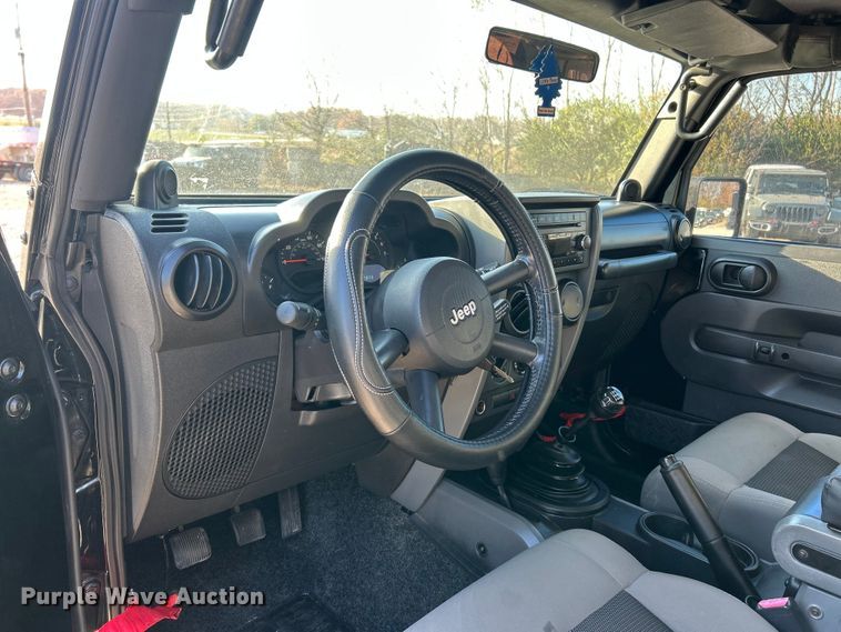 image for item ET6657 2008 Jeep Wrangler SUV