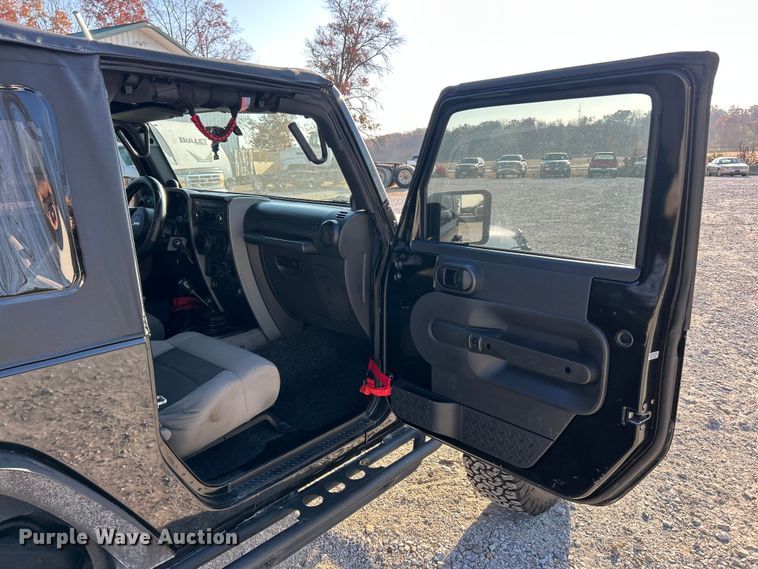 image for item ET6657 2008 Jeep Wrangler SUV