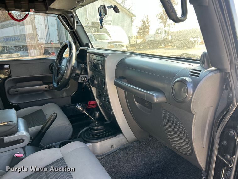 image for item ET6657 2008 Jeep Wrangler SUV