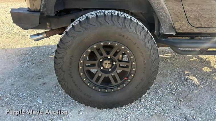 image for item ET6657 2008 Jeep Wrangler SUV