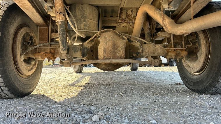 image for item ET6658 1998 Dodge Ram 3500 Quad Cab pickup truck