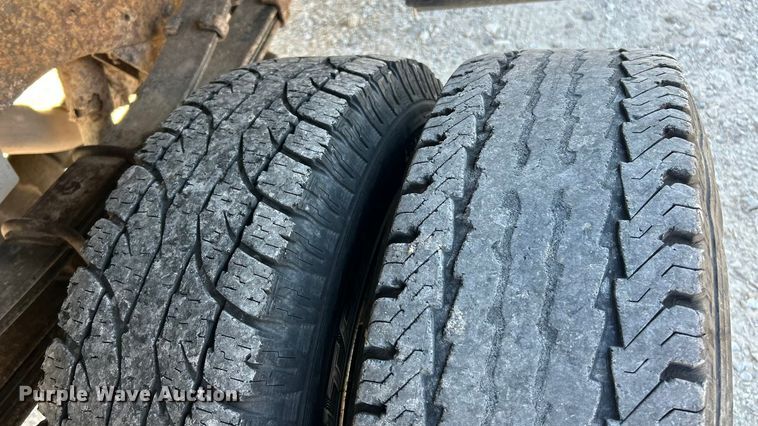 image for item ET6658 1998 Dodge Ram 3500 Quad Cab pickup truck