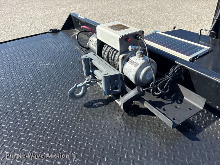 image for item ET7219 2020 Maxey tilt deck utility trailer