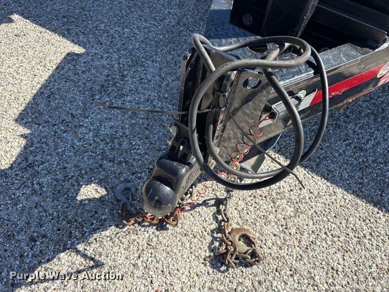 image for item ET7219 2020 Maxey tilt deck utility trailer