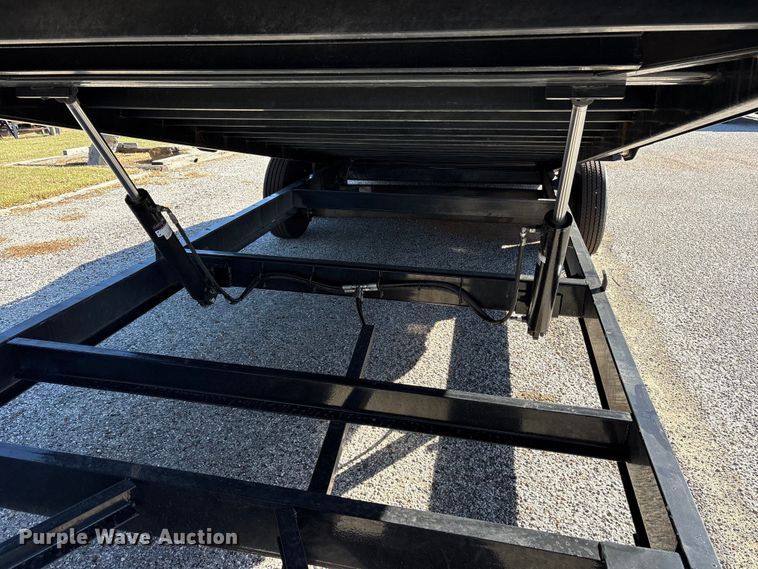 image for item ET7219 2020 Maxey tilt deck utility trailer