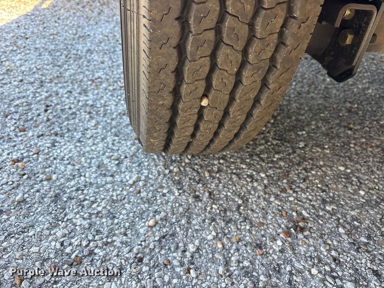 image for item ET7219 2020 Maxey tilt deck utility trailer