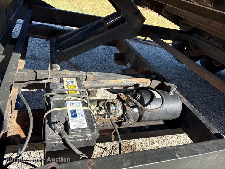 image for item ET7223 1999 Diamond 20' Utility tilt deck equipment trailer