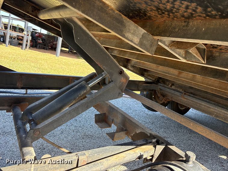 image for item ET7223 1999 Diamond 20' Utility tilt deck equipment trailer