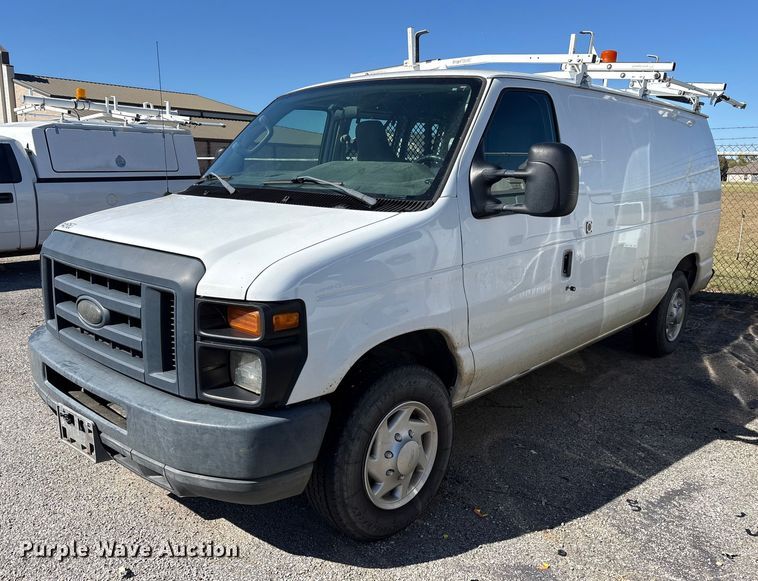 image for item ET7227 2014 Ford E150 van