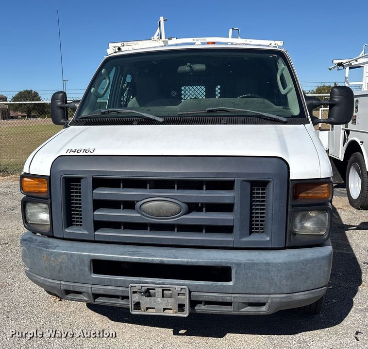 image for item ET7227 2014 Ford E150 van