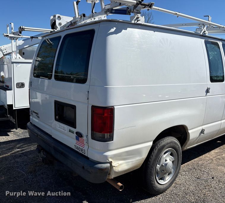 image for item ET7227 2014 Ford E150 van