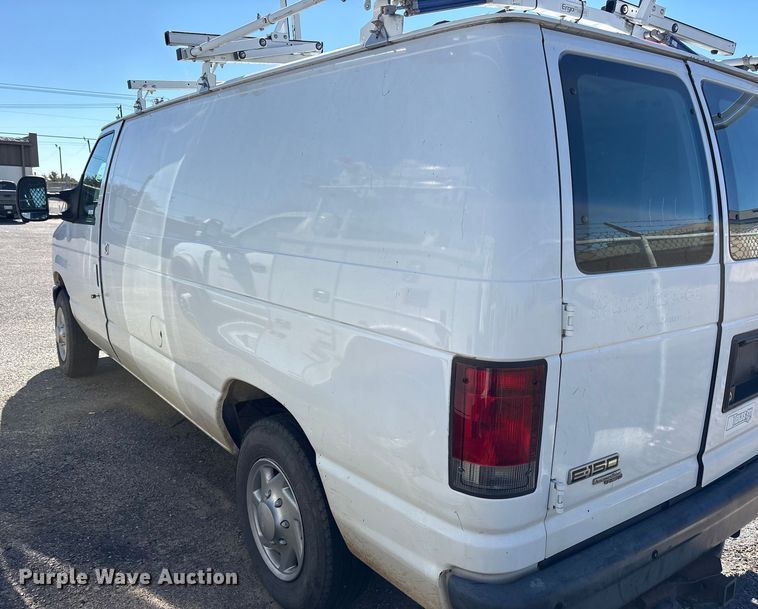 image for item ET7227 2014 Ford E150 van